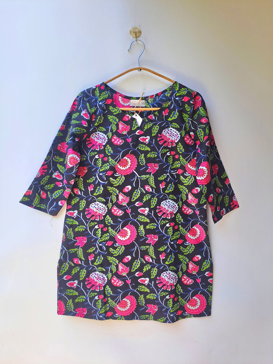 Kaali Gulbahar Floral Cotton Kurti