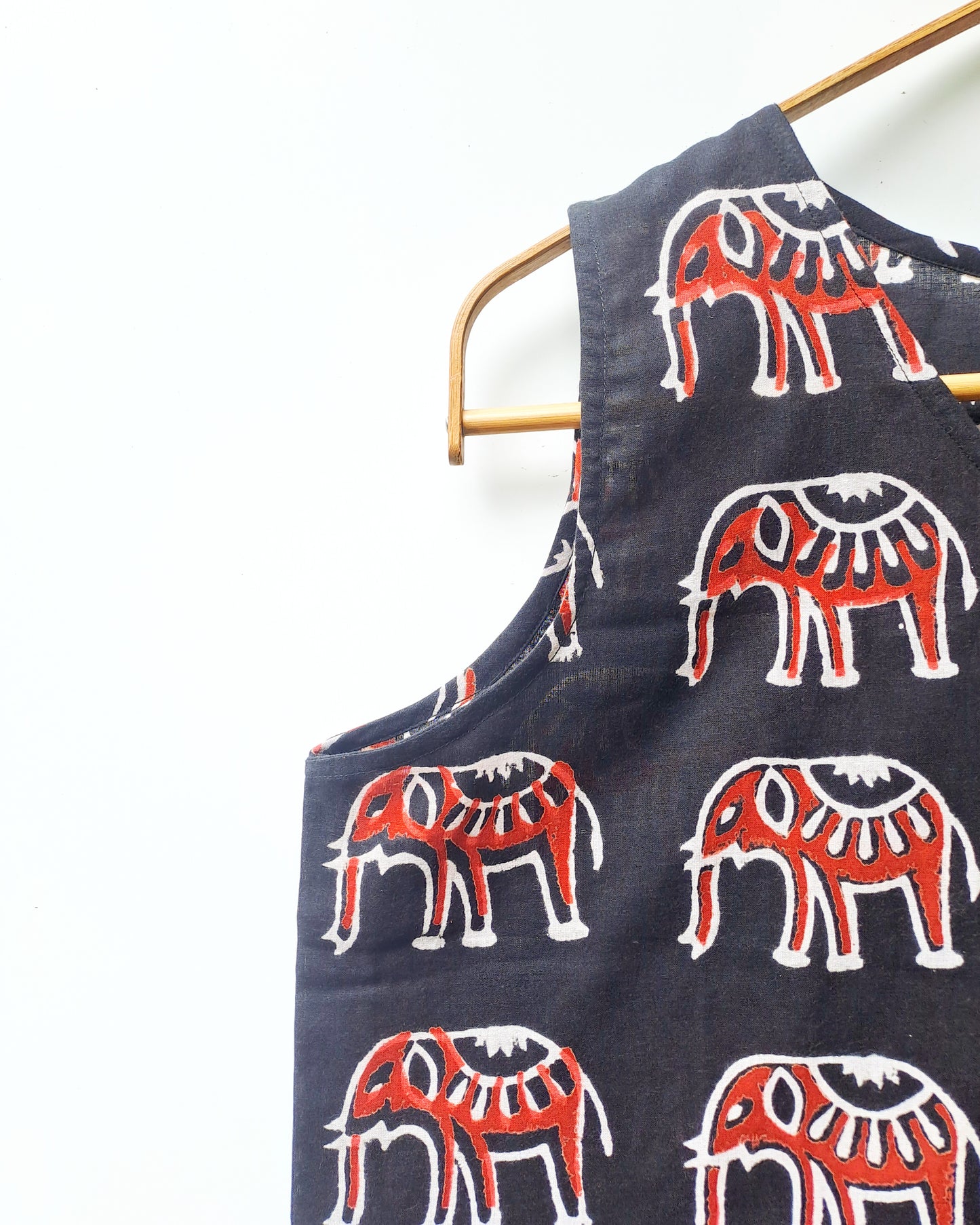 Black Red Haathi Top