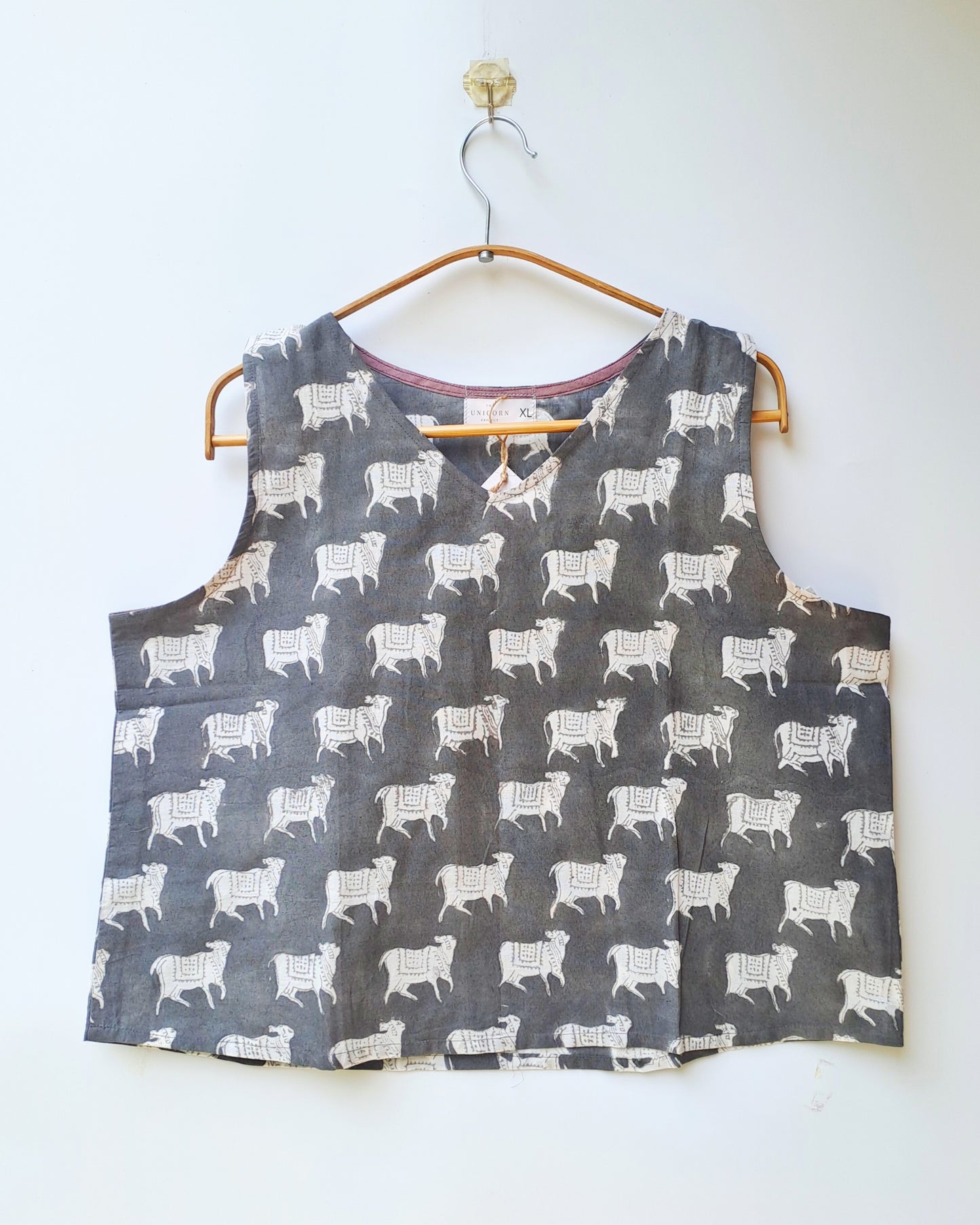 Grey White Pichwai Print Crop Top