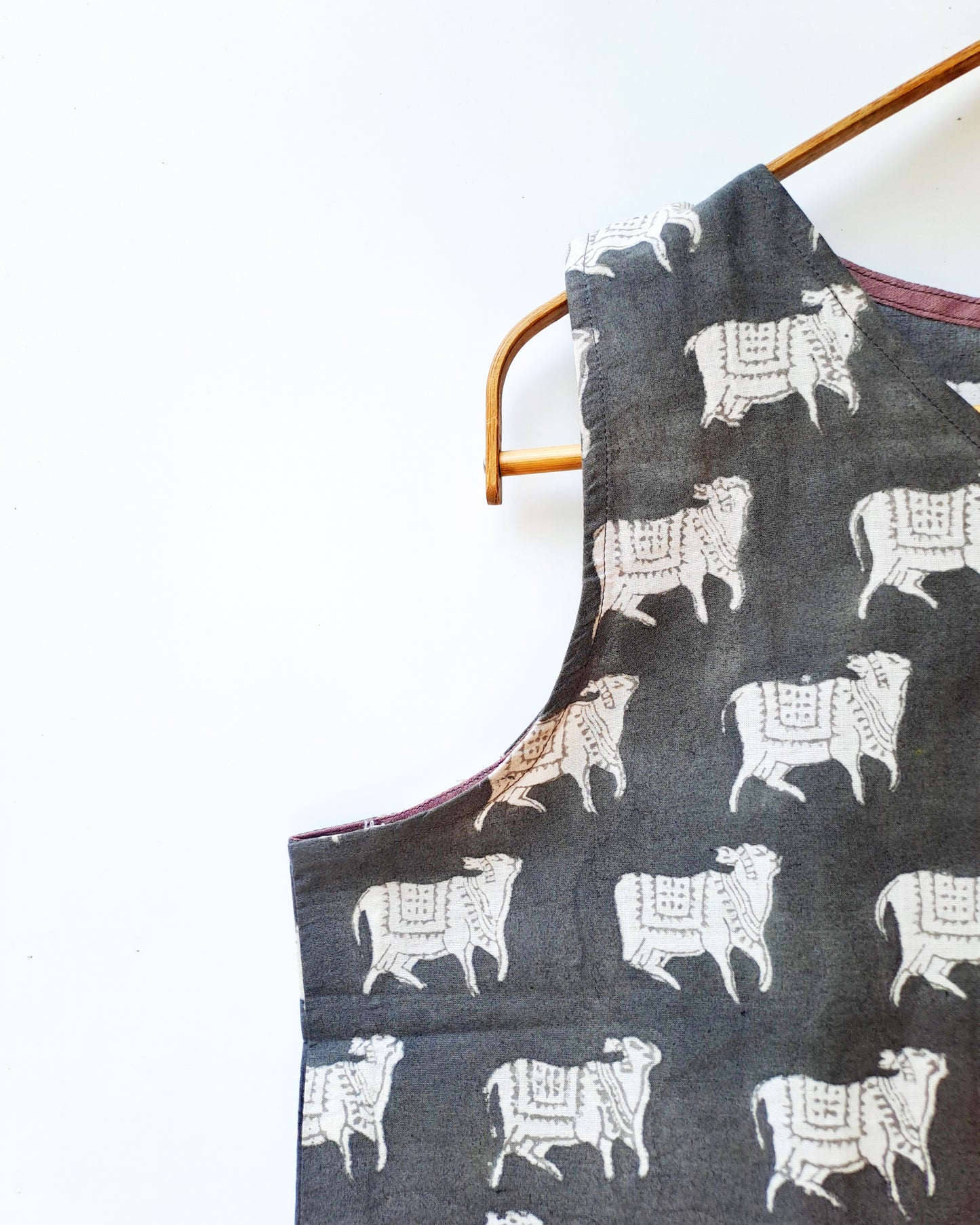 Grey White Pichwai Print Crop Top